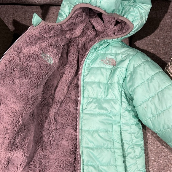 Mint/Green The NorthFace zip up Puffy - Picture 3 of 8